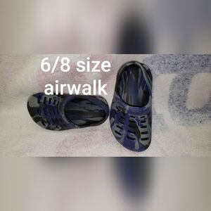 Toddler size 6/8 airwalk slip shoes blue